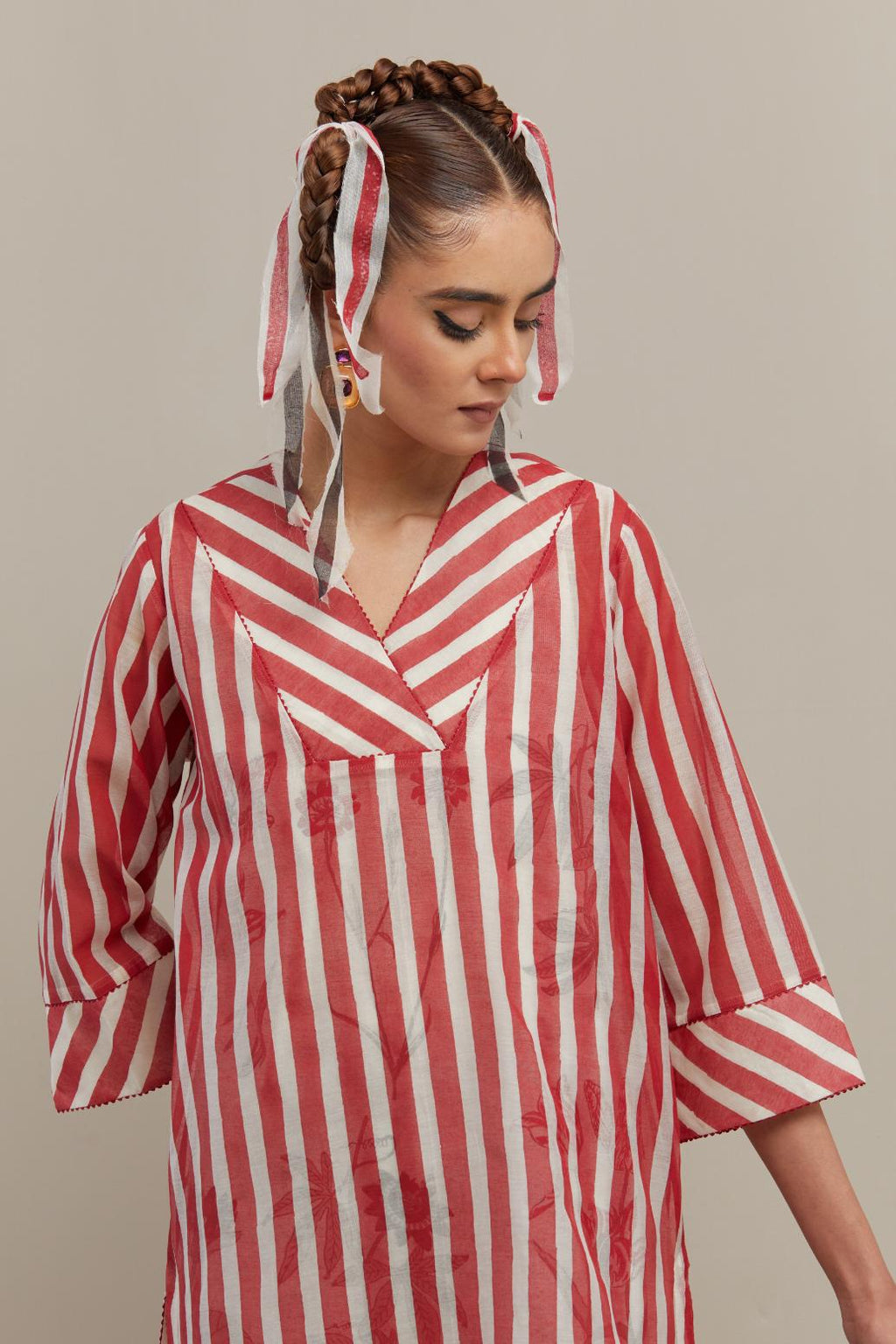 Red & off-white cotton chanderi hand block printed short top.