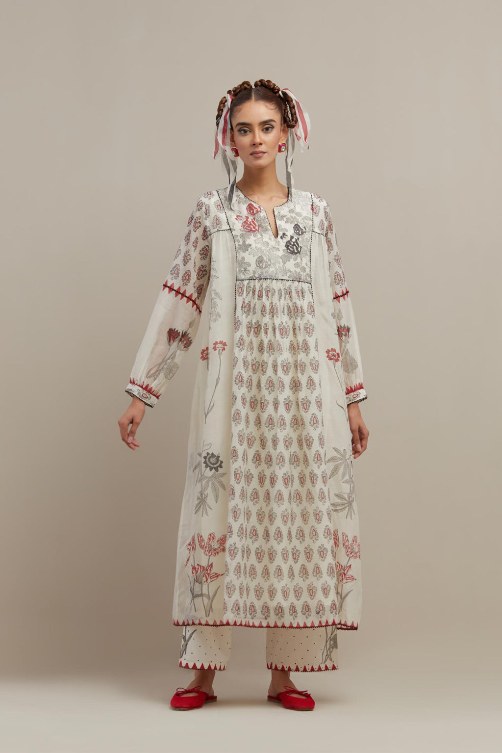 Off white cotton chanderi Kurta dress set with all-over hand block print.