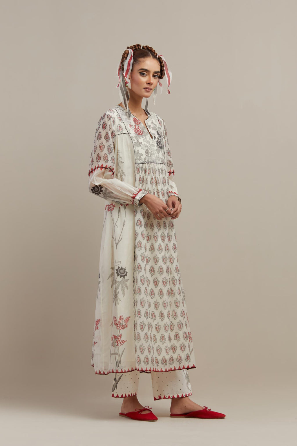 Off white cotton chanderi Kurta dress set with all-over hand block print.