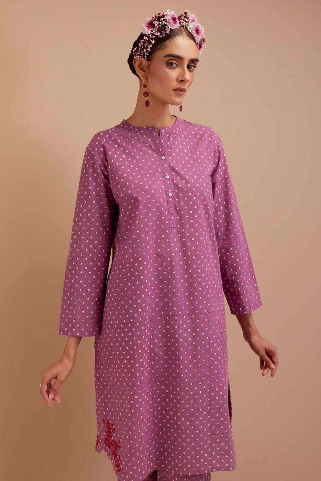Dark Mauve Cotton straight short kurta set with all-over polka dot hand block print & embroidered floral bootas at the side hem.